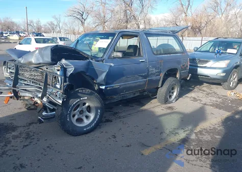 1985 Chevrolet Blazer S10 из США, поврежденный, VIN 1G8CT18B6F8167337